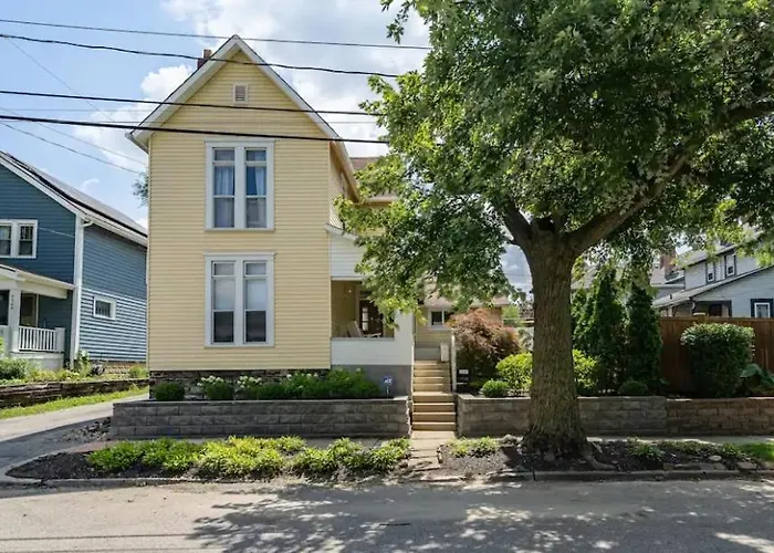 The House - Perry St. Columbus